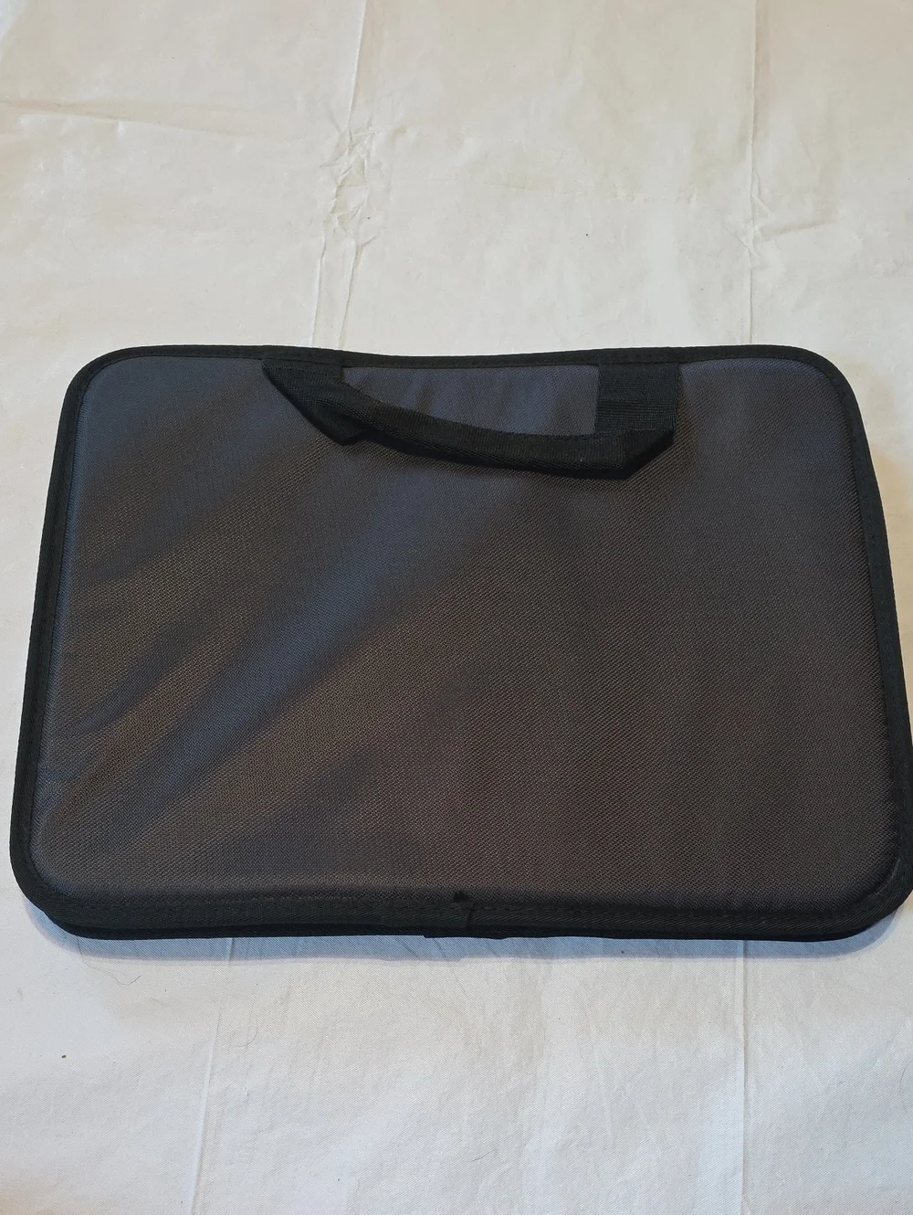 Eddie Bauer Nylon Messenger Laptop Bag Briefcase Travel‎ Gray Black